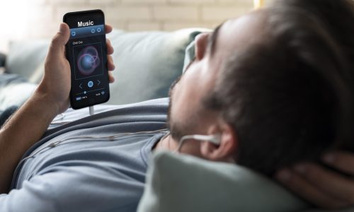 Sono e Tecnologia: Como Dispositivos e Apps Podem Melhorar a Qualidade do Seu Descanso